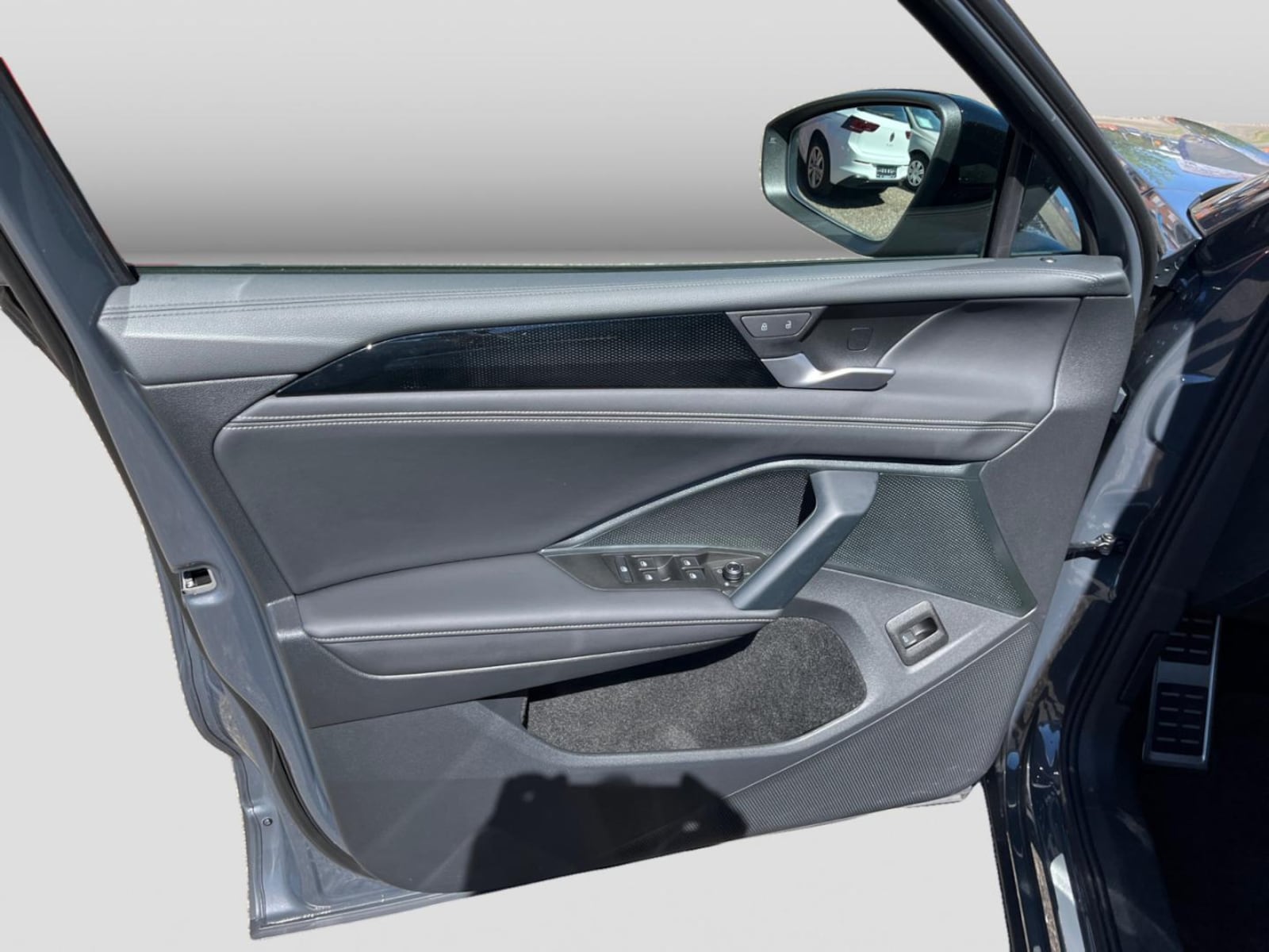 Volkswagen Tiguan – Bild 13