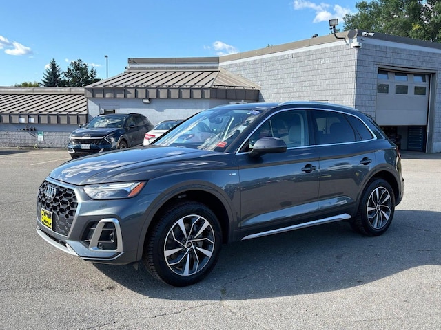 Photo of 2022 Audi Q5