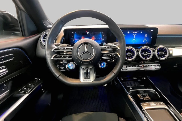 2026 Mercedes-Benz GLB AMG GLB 35 - Photo 6
