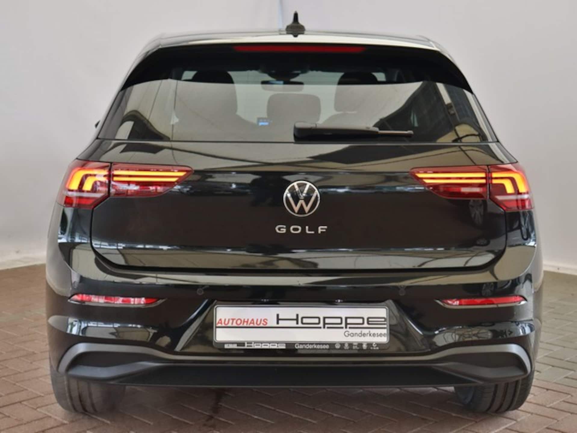 Volkswagen Golf Life