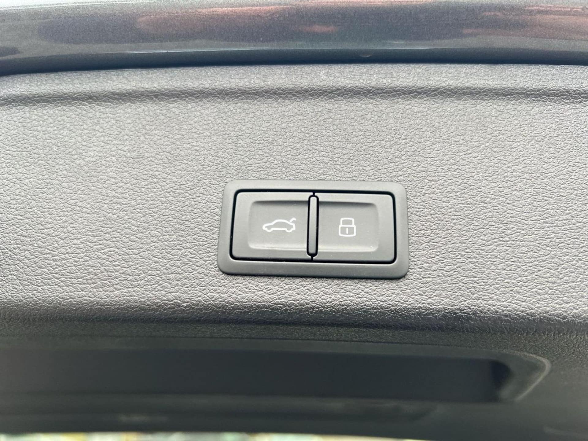 Audi A4 Avant S line