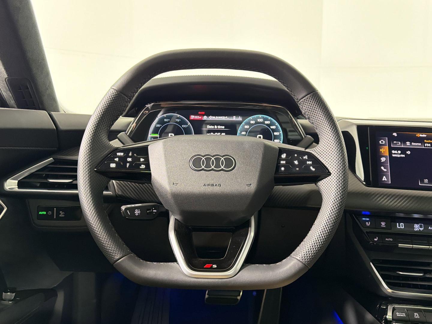 2026 Audi S e-tron GT Prestige - Photo 14