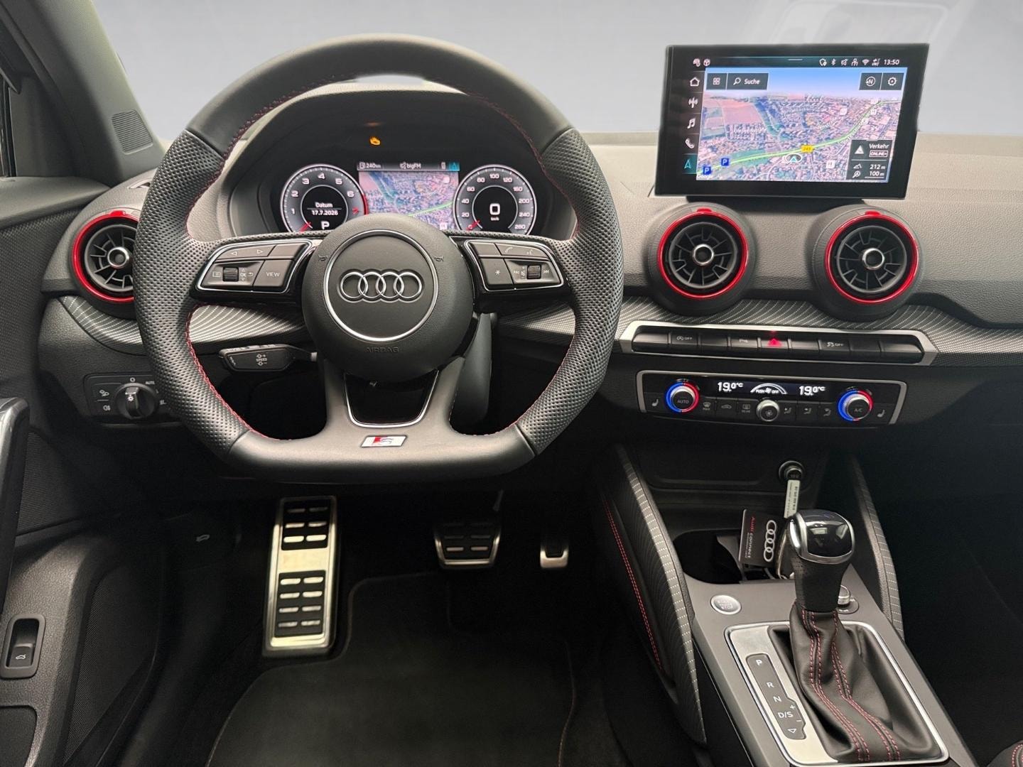 Bild über Audi Q2 S line 40 TFSI quattro S tronic - für weitere Informationen kontaktieren Sie den Audi Partner