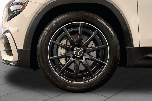 2026 Mercedes-Benz GLB AMG GLB 35 - Photo 11