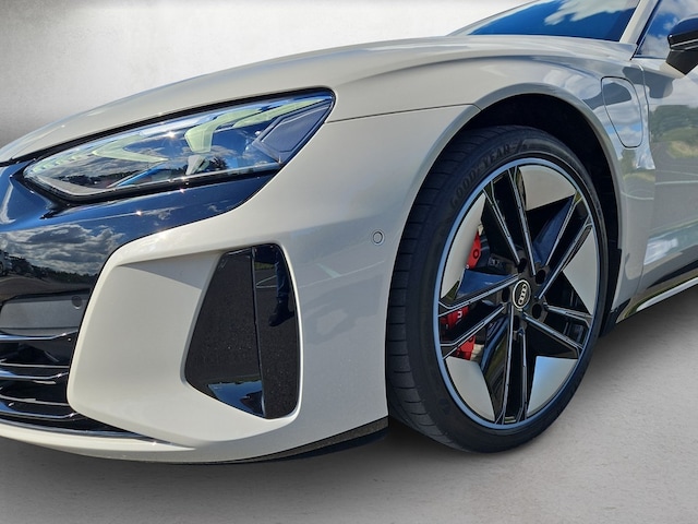 Audi e-tron GT RS