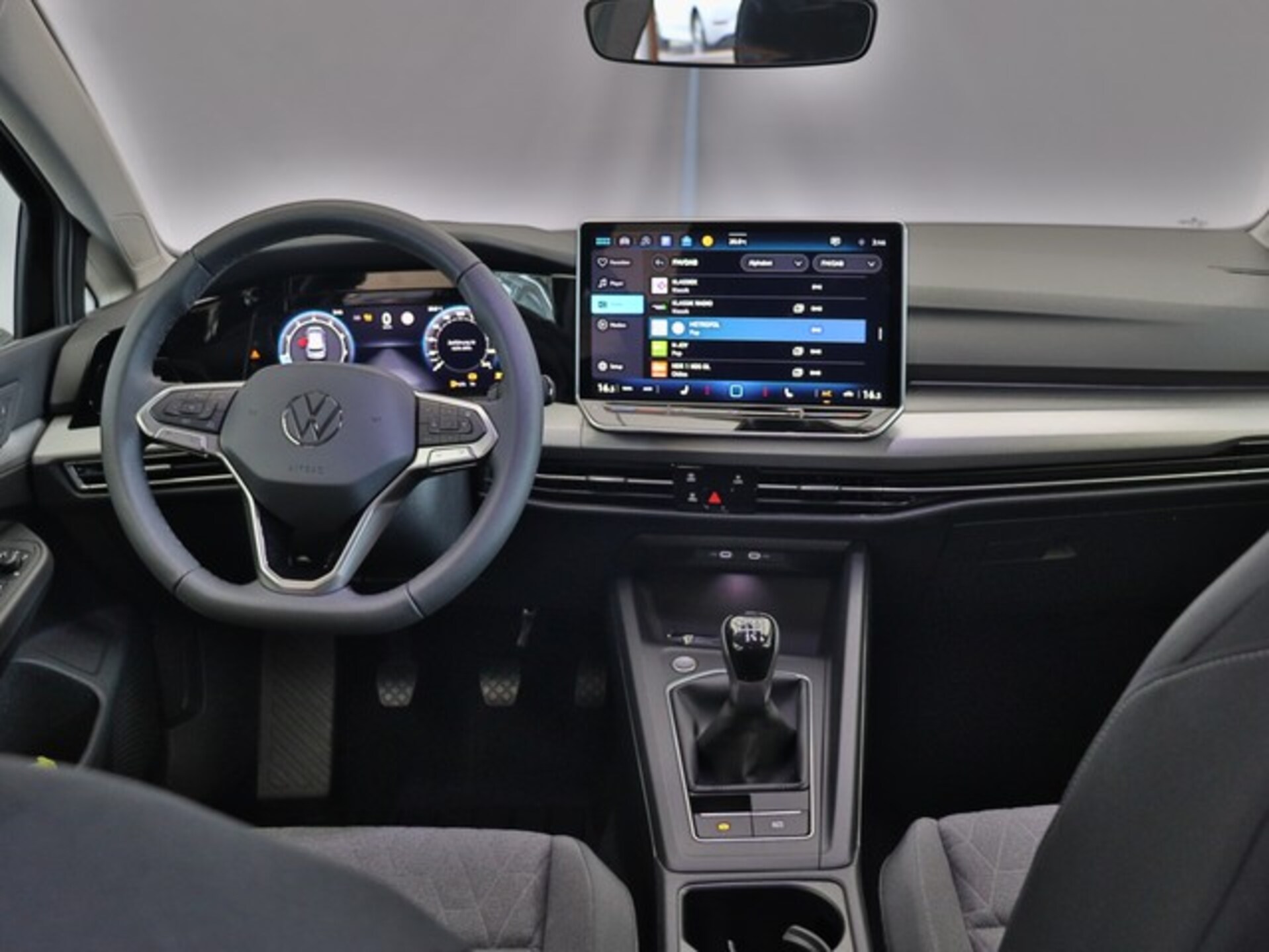 Volkswagen Golf Life