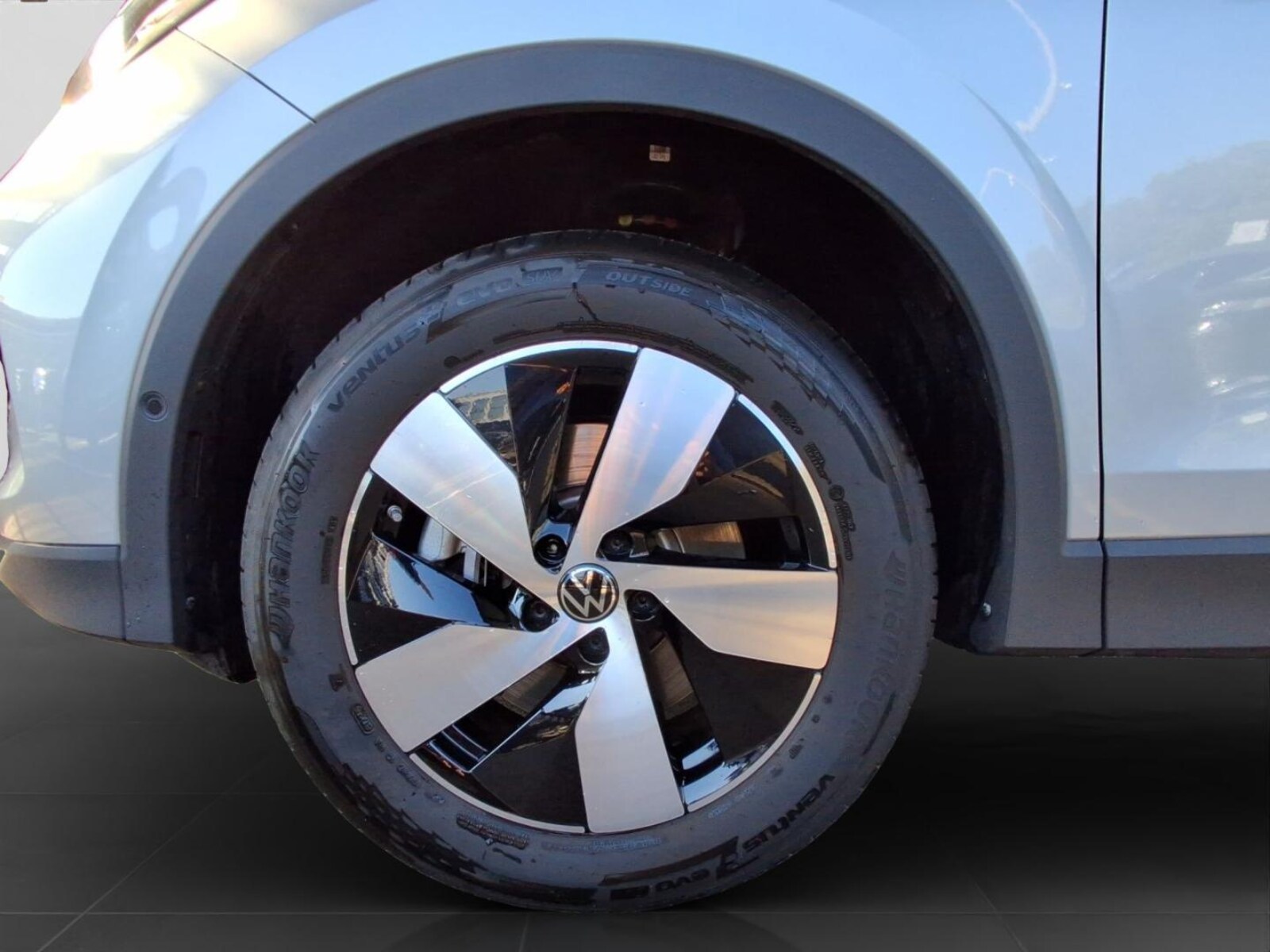 Volkswagen Tiguan – Bild 14