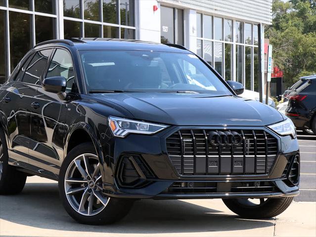2025 AUDI Q3 - Image 3