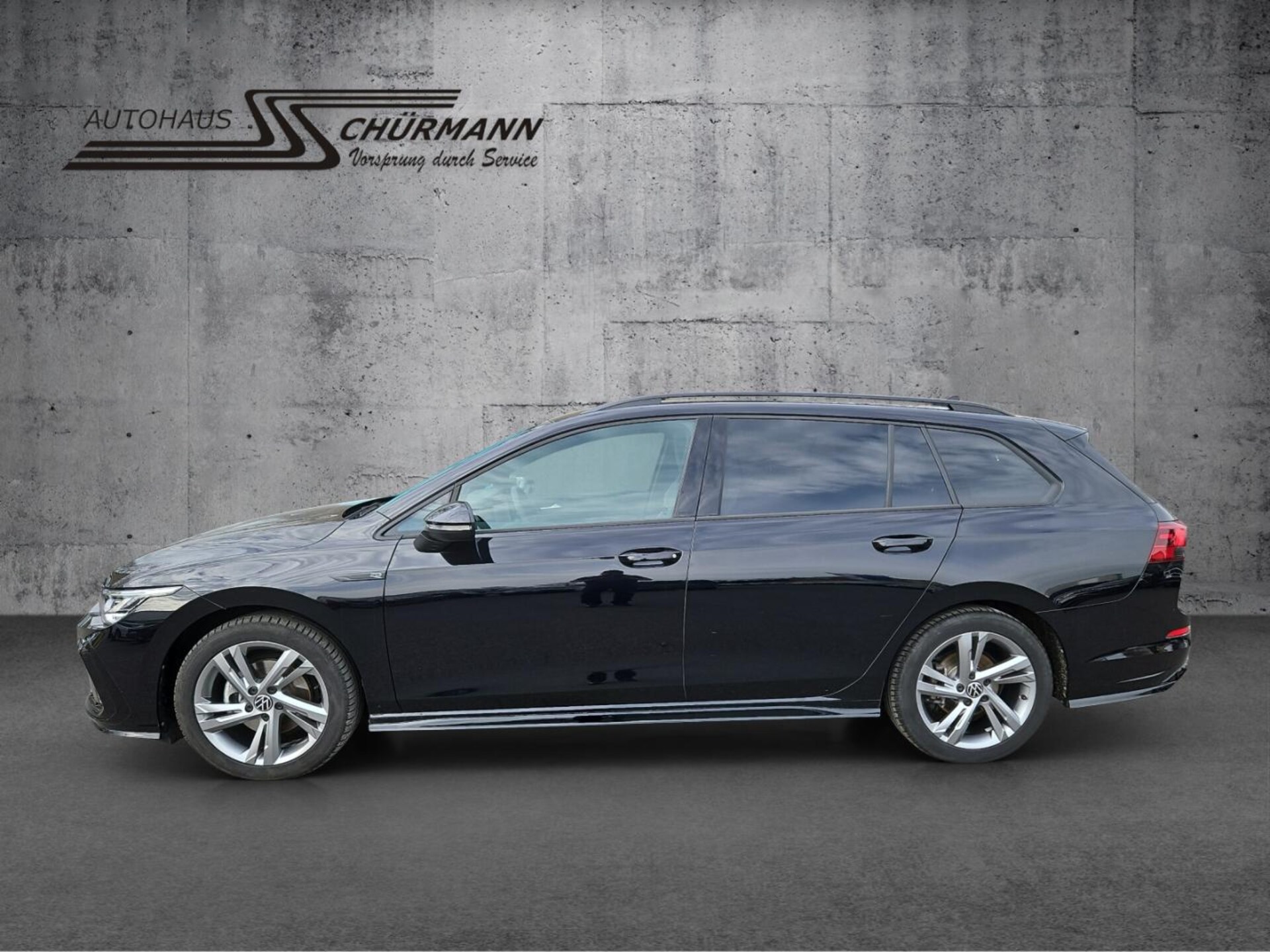 Volkswagen Golf Variant R-Line