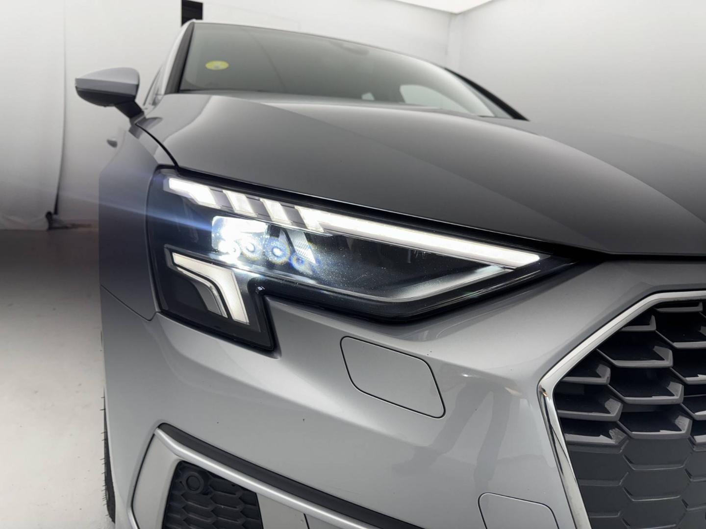 Image about Audi A3 Sportback Design Luxe 35 TDI 110 kW (150 ch) S tronic