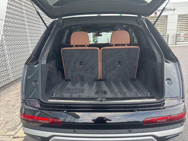 2025 Audi Q7 Premium Plus - Photo 24