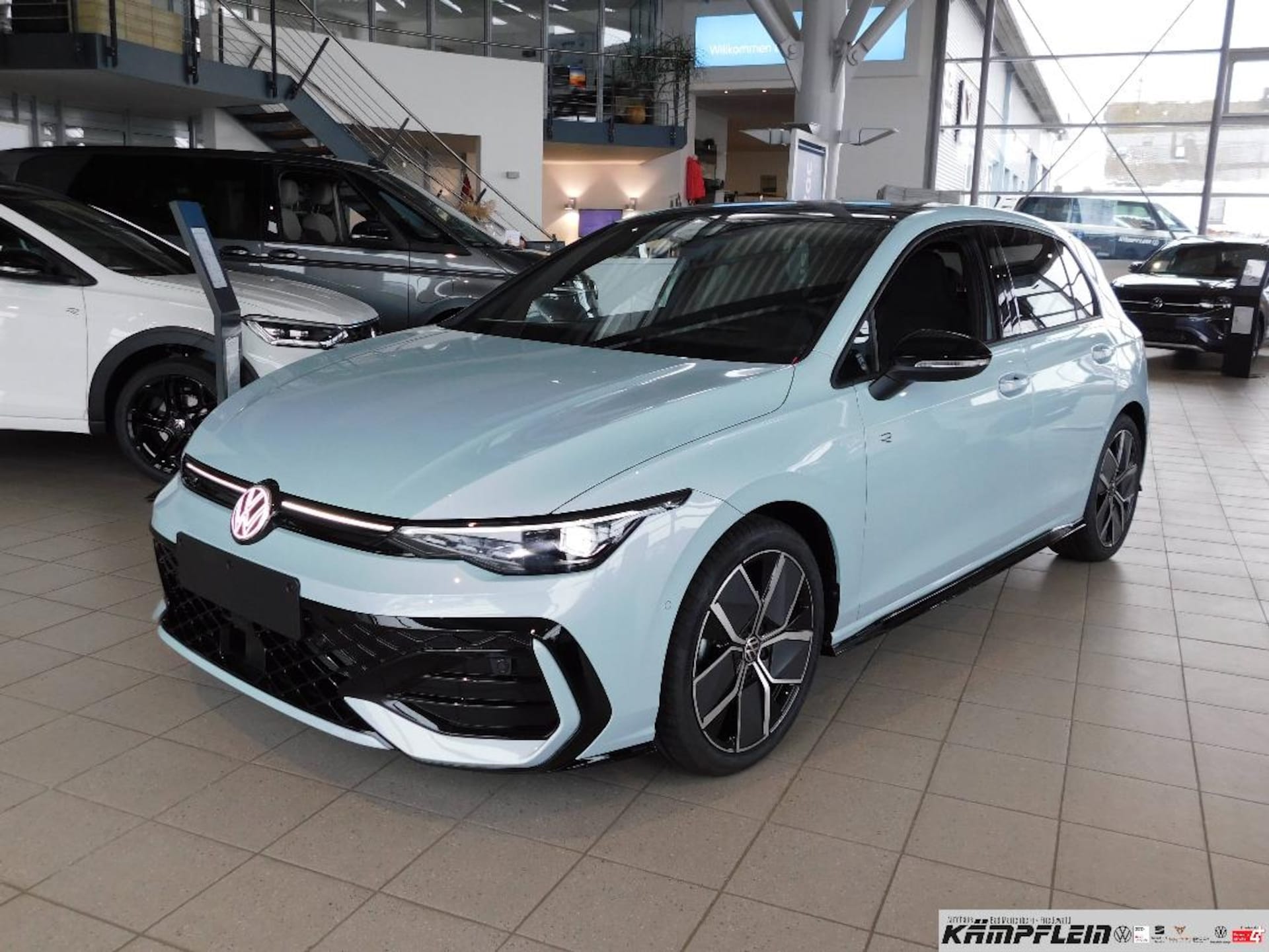 Volkswagen Golf R-Line