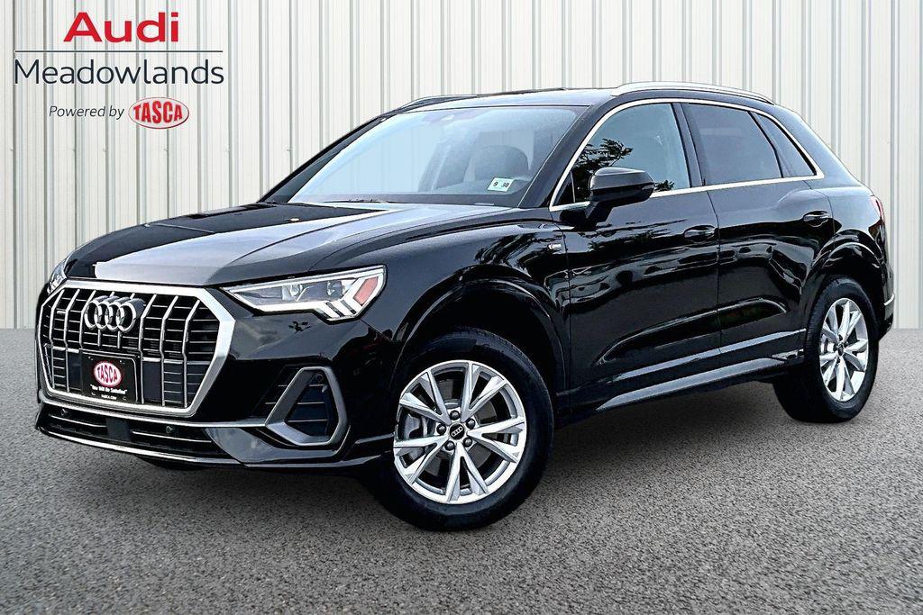 2025 Audi Q3 45 TFSI S Line Premium quattro's photo