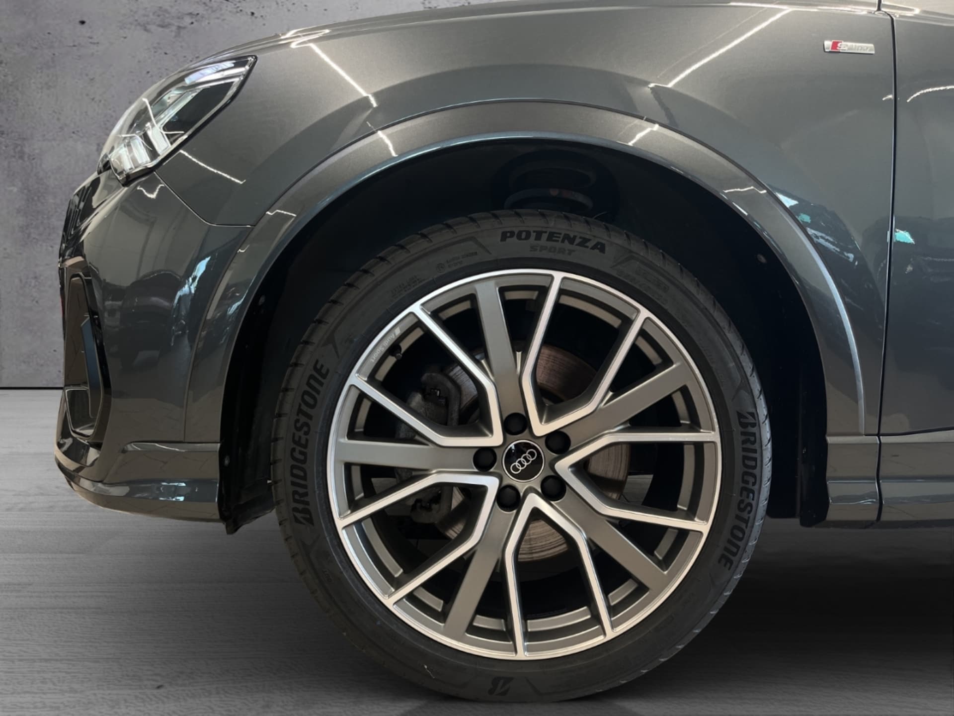 Audi Q3 SUV S line