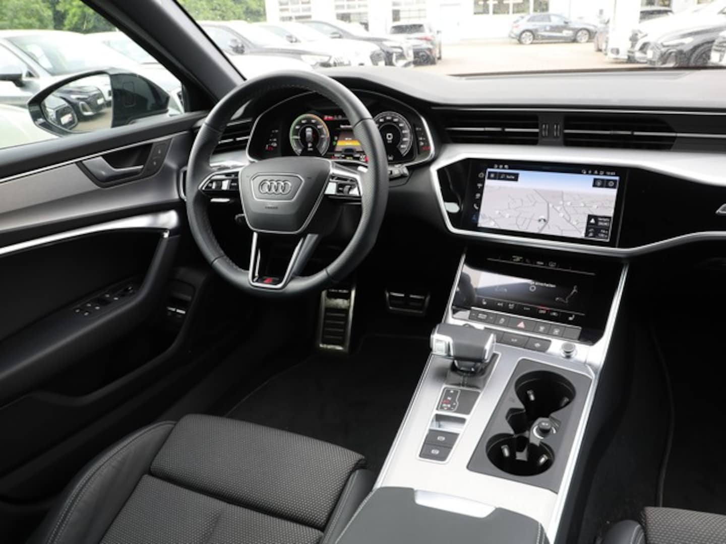 Bild über Audi A6 Avant TFSI e advanced 50 TFSI e quattro S tronic - für weitere Informationen kontaktieren Sie den Audi Partner