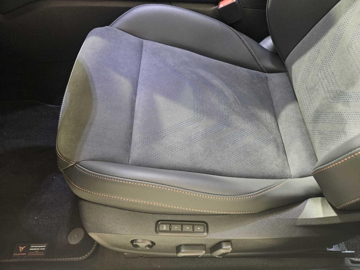 CUPRA Leon León 1.5 TSI 110 kW (150 CV) — photo 14