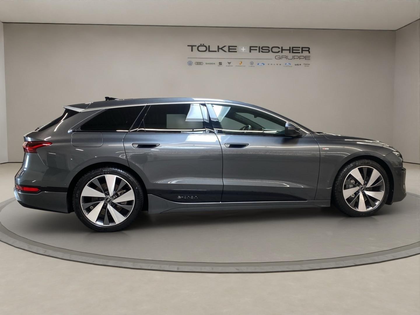 Bild über Audi A6 Avant e-tron e-tron performance - für weitere Informationen kontaktieren Sie den Audi Partner