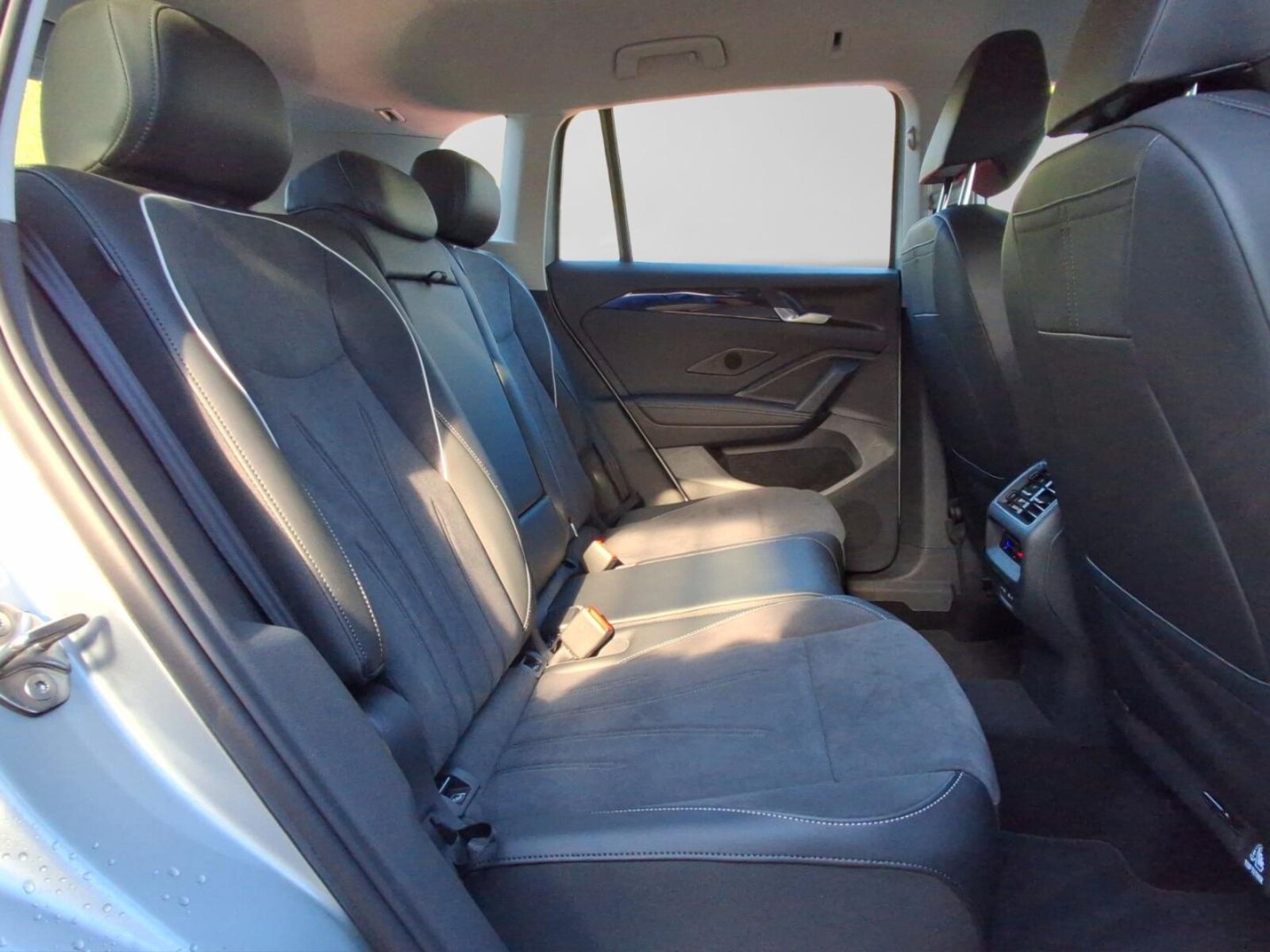 Volkswagen Tiguan – Bild 16