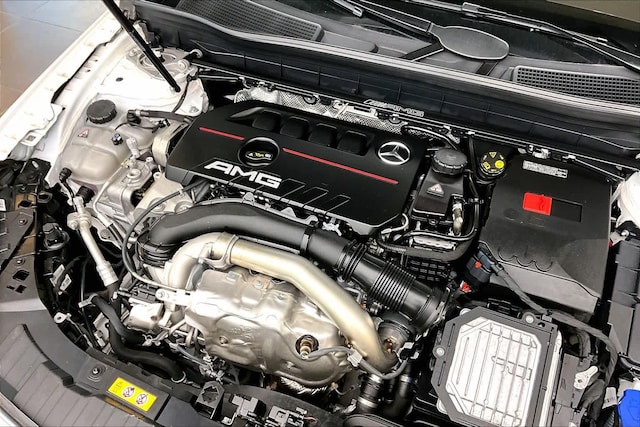 2026 Mercedes-Benz GLB AMG GLB 35 - Photo 31