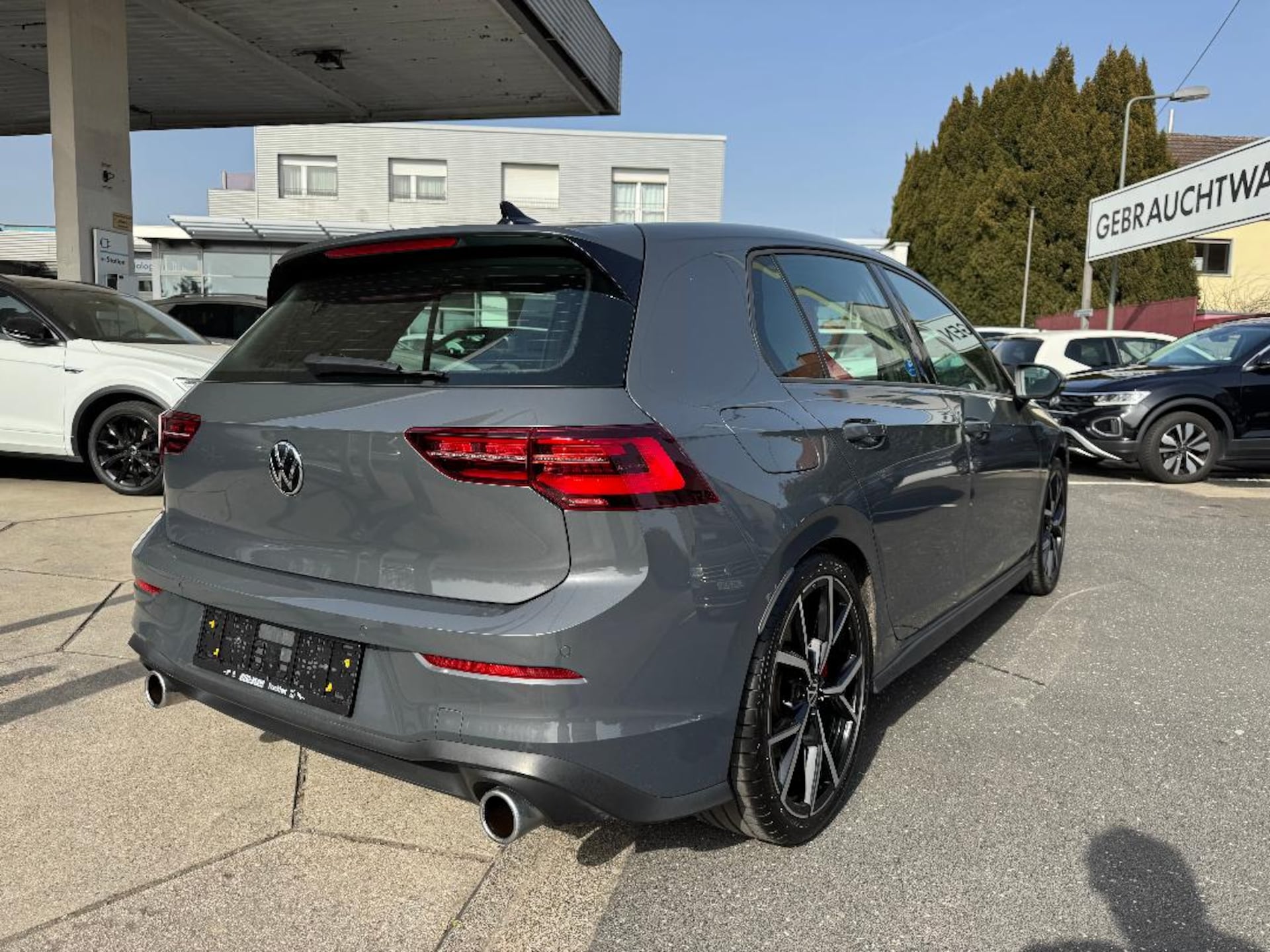 Volkswagen Golf GTI
