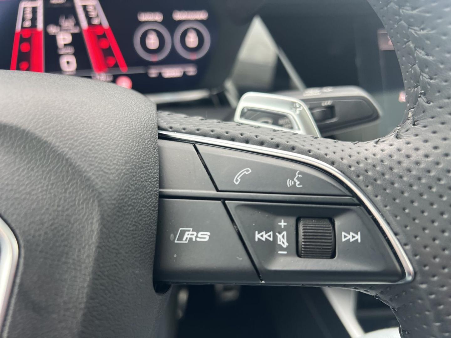 Image about Audi RS 3 Limousine TFSI quattro S tronic