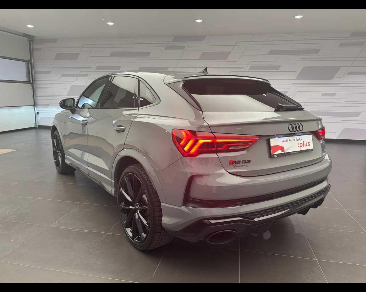 Image about Audi RS Q3 Sportback RS Q3 Sportback 294 kW (400 PS) S tronic
