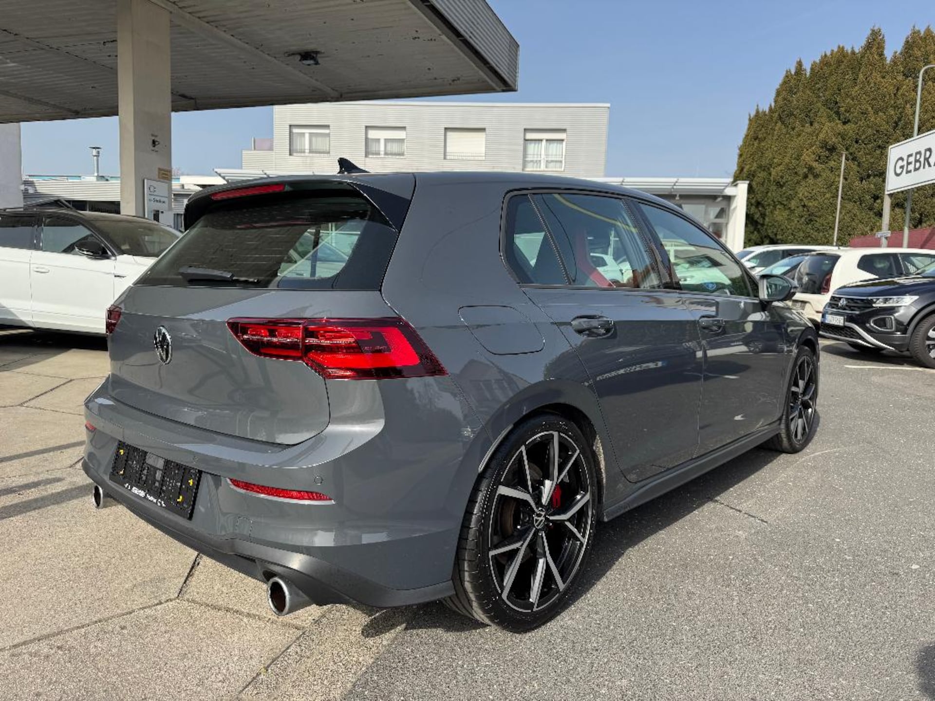 Volkswagen Golf GTI