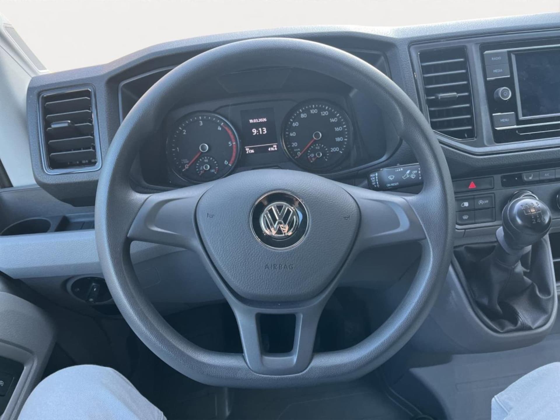Volkswagen Crafter Kasten mittlerer Radstand
