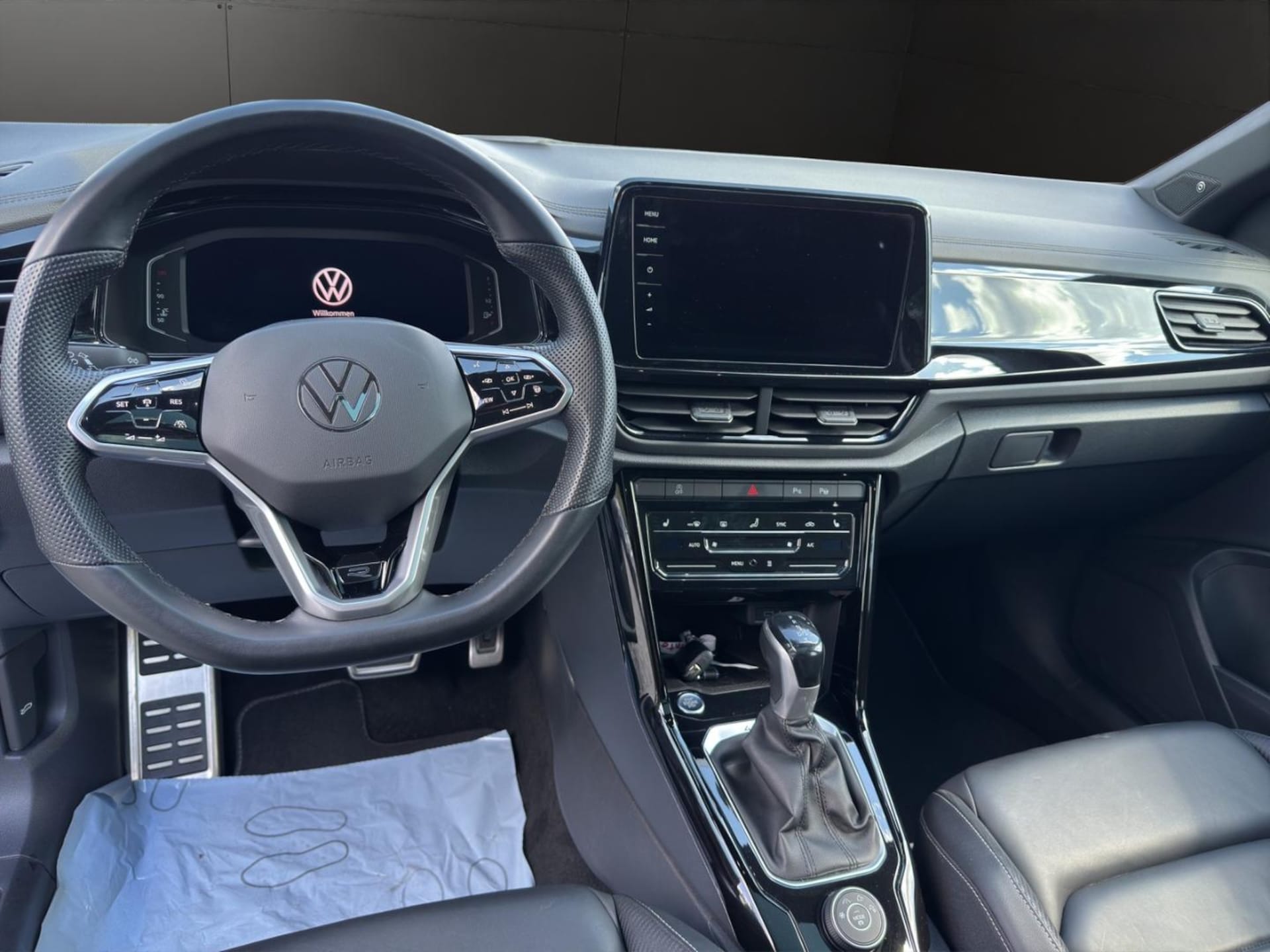 Volkswagen T-Roc R-Line