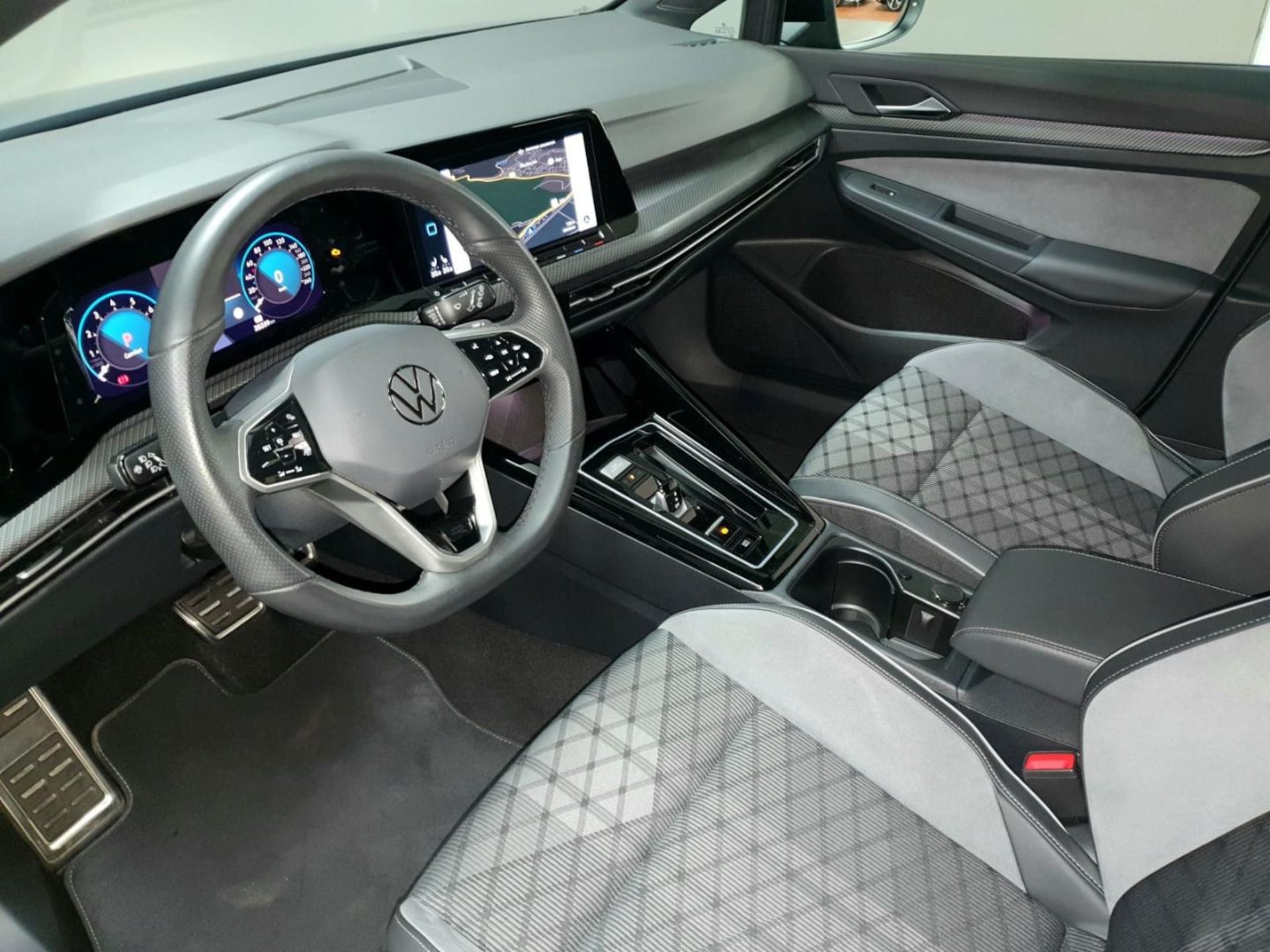 Volkswagen Golf Variant R-Line