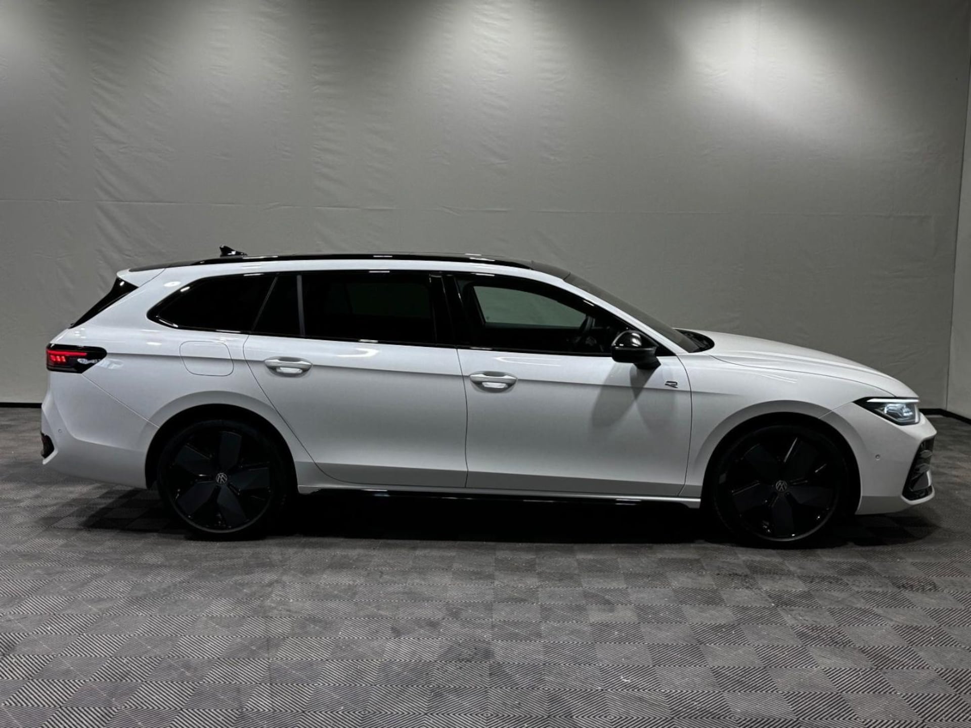 Volkswagen Passat R-Line