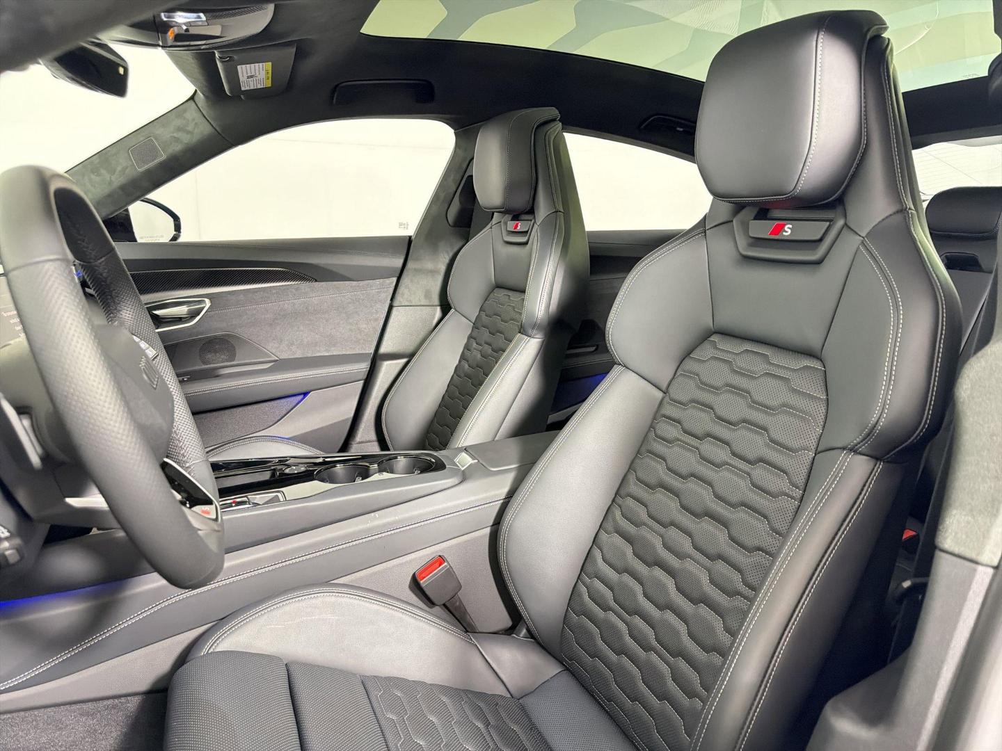 2026 Audi S e-tron GT Prestige - Photo 22