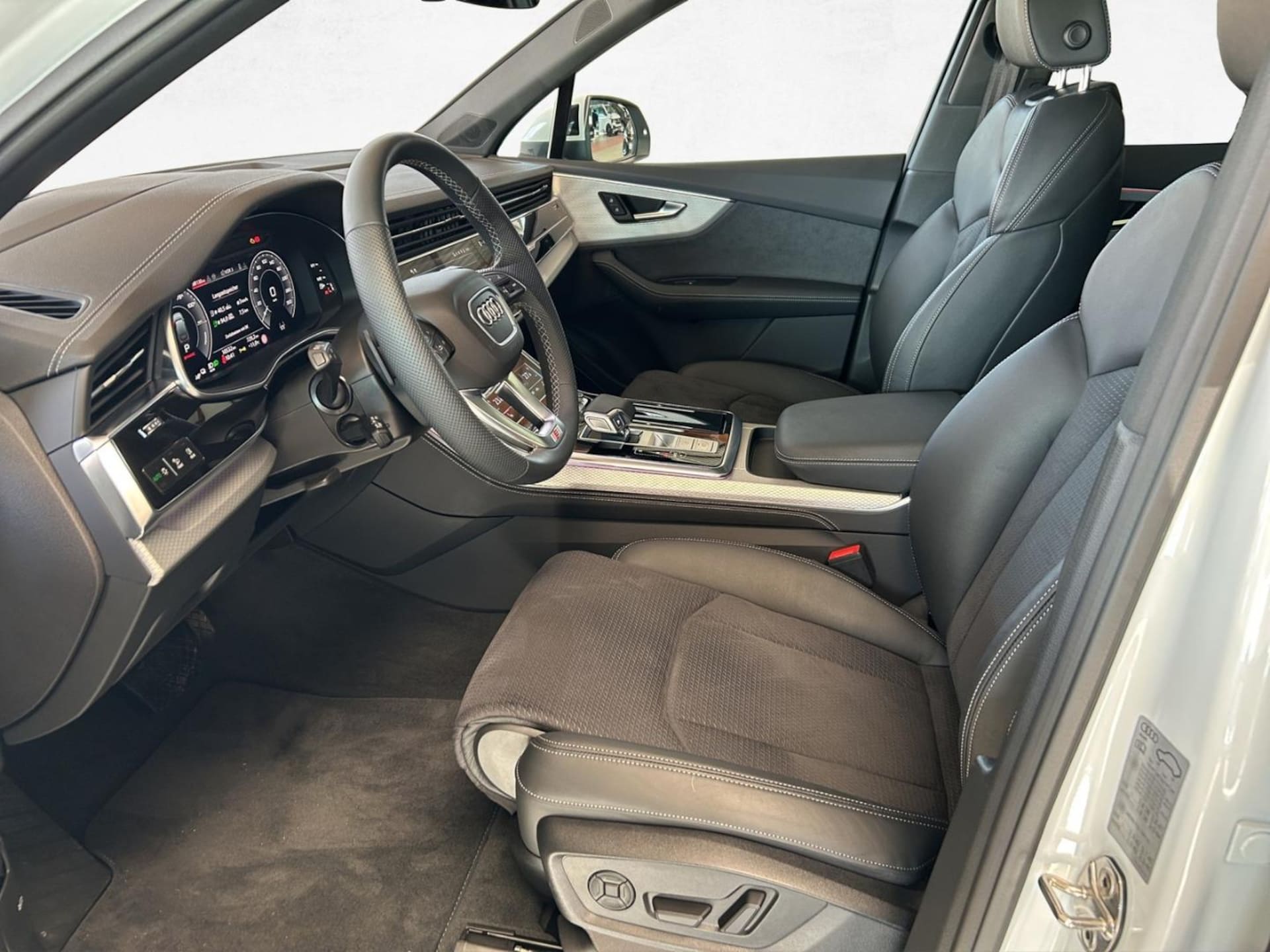 Audi Q7 SUV TFSI e S line