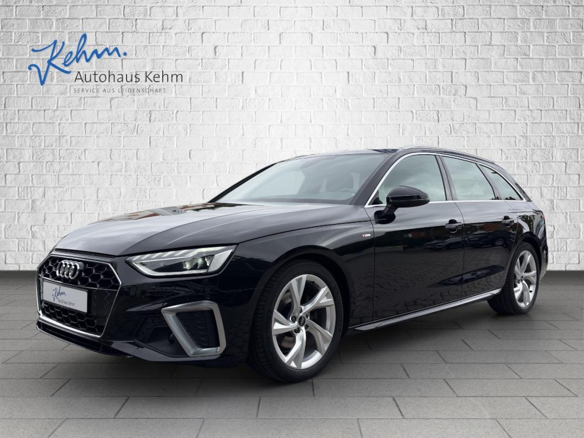 Audi A4 Avant S line