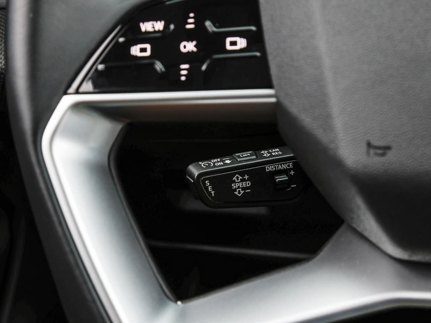 Bild über Audi A6 Avant TDI quattro 150 kW S tronic - für weitere Informationen kontaktieren Sie den Audi Partner