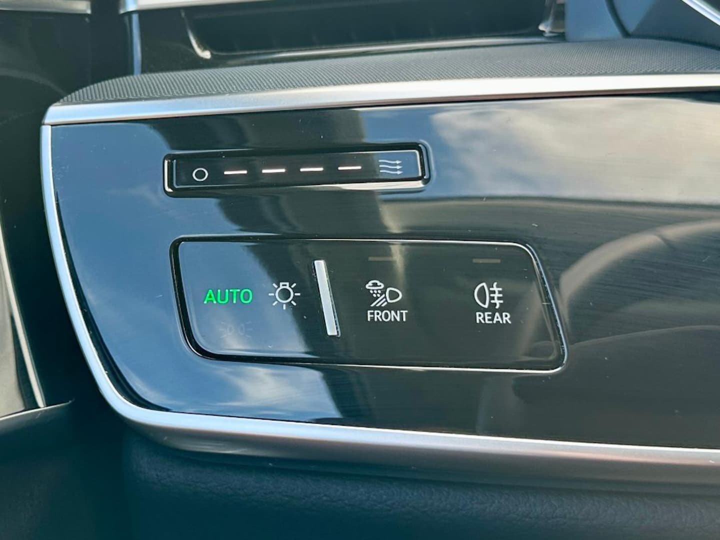 Bild über Audi A8 L 55 TFSI quattro tiptronic - für weitere Informationen kontaktieren Sie den Audi Partner
