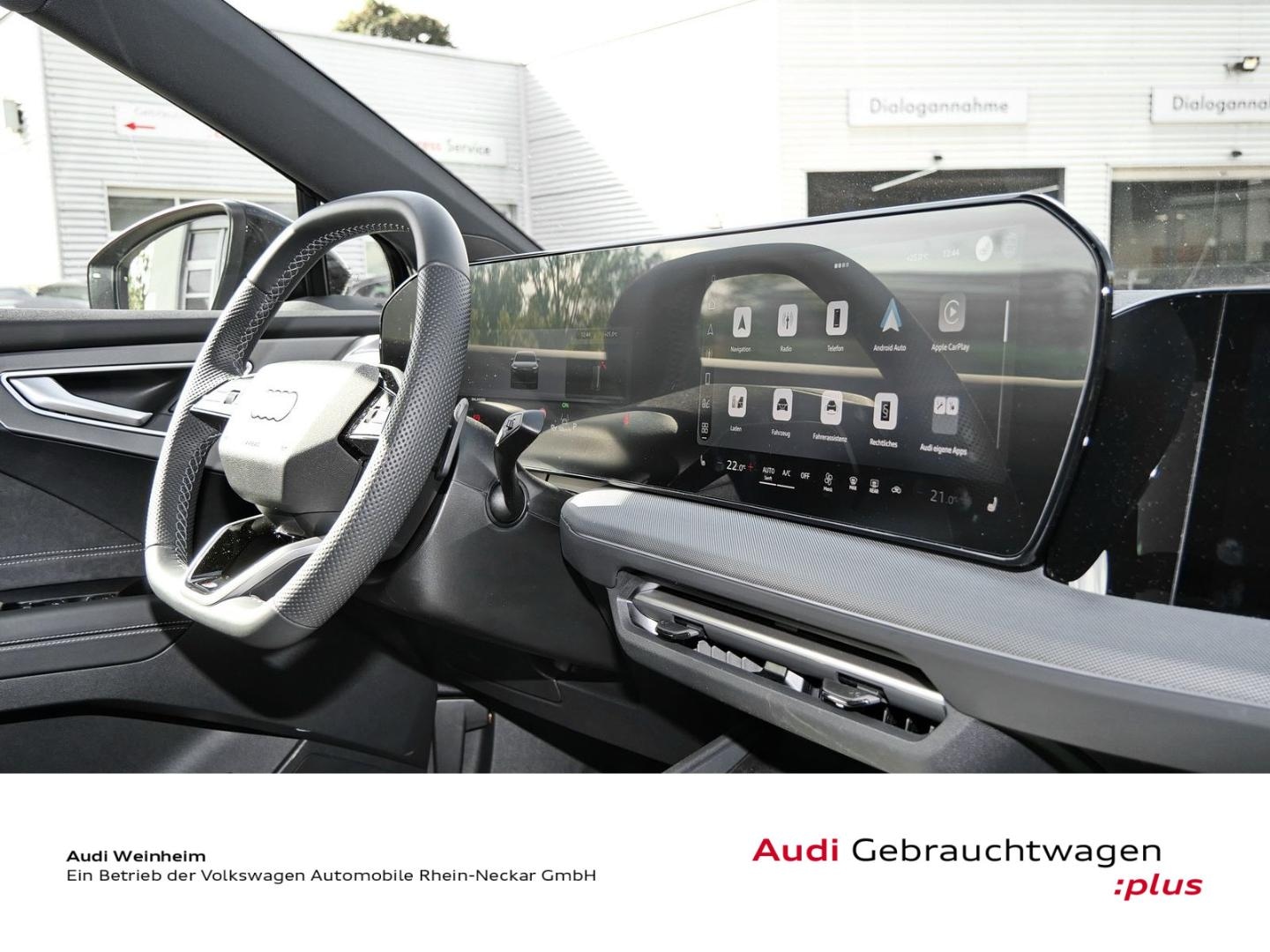 Bild über Audi Q4 SUV e-tron e-tron quattro 220 kW - für weitere Informationen kontaktieren Sie den Audi Partner