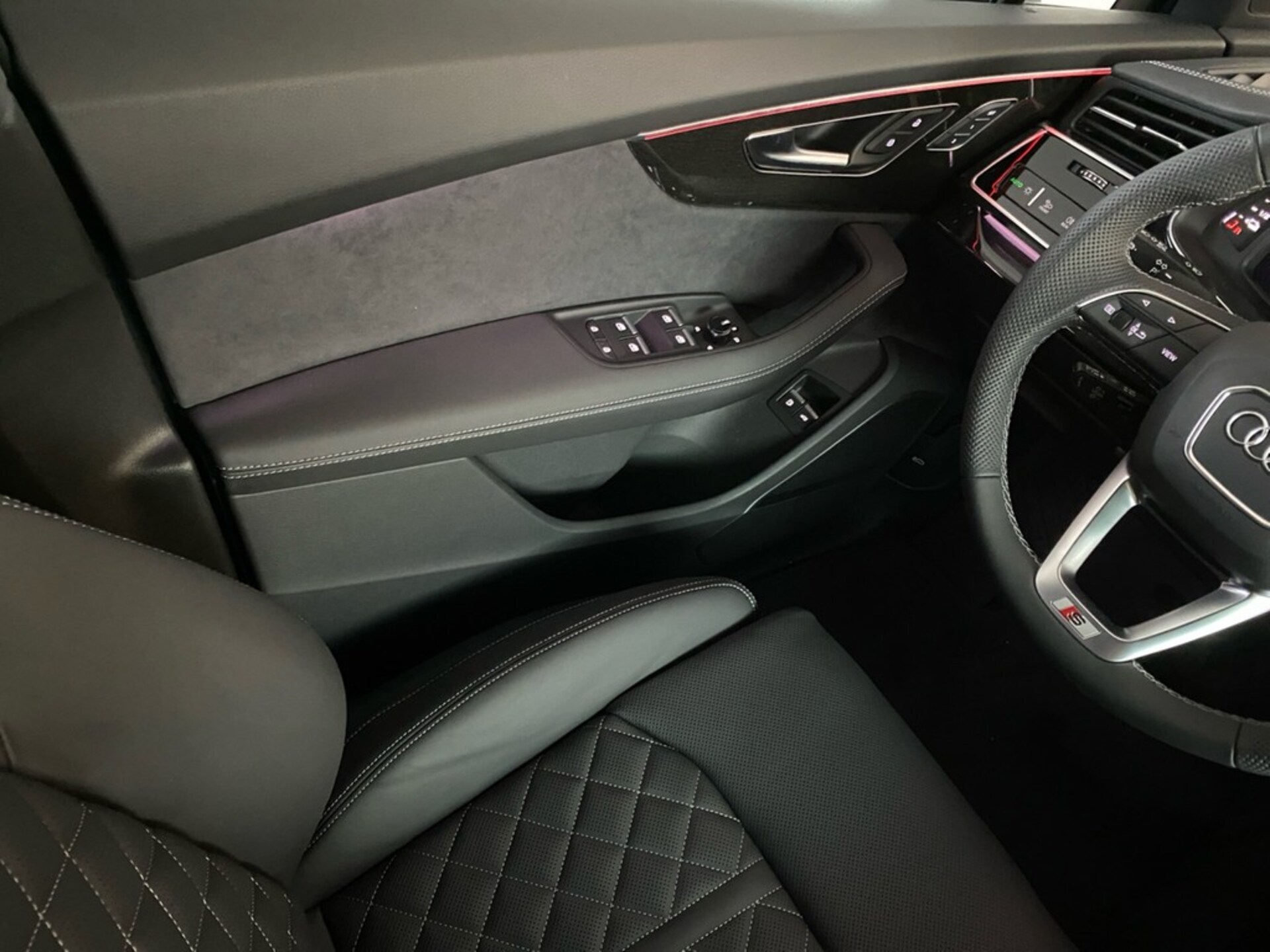 Audi Q7 SUV TFSI e S line