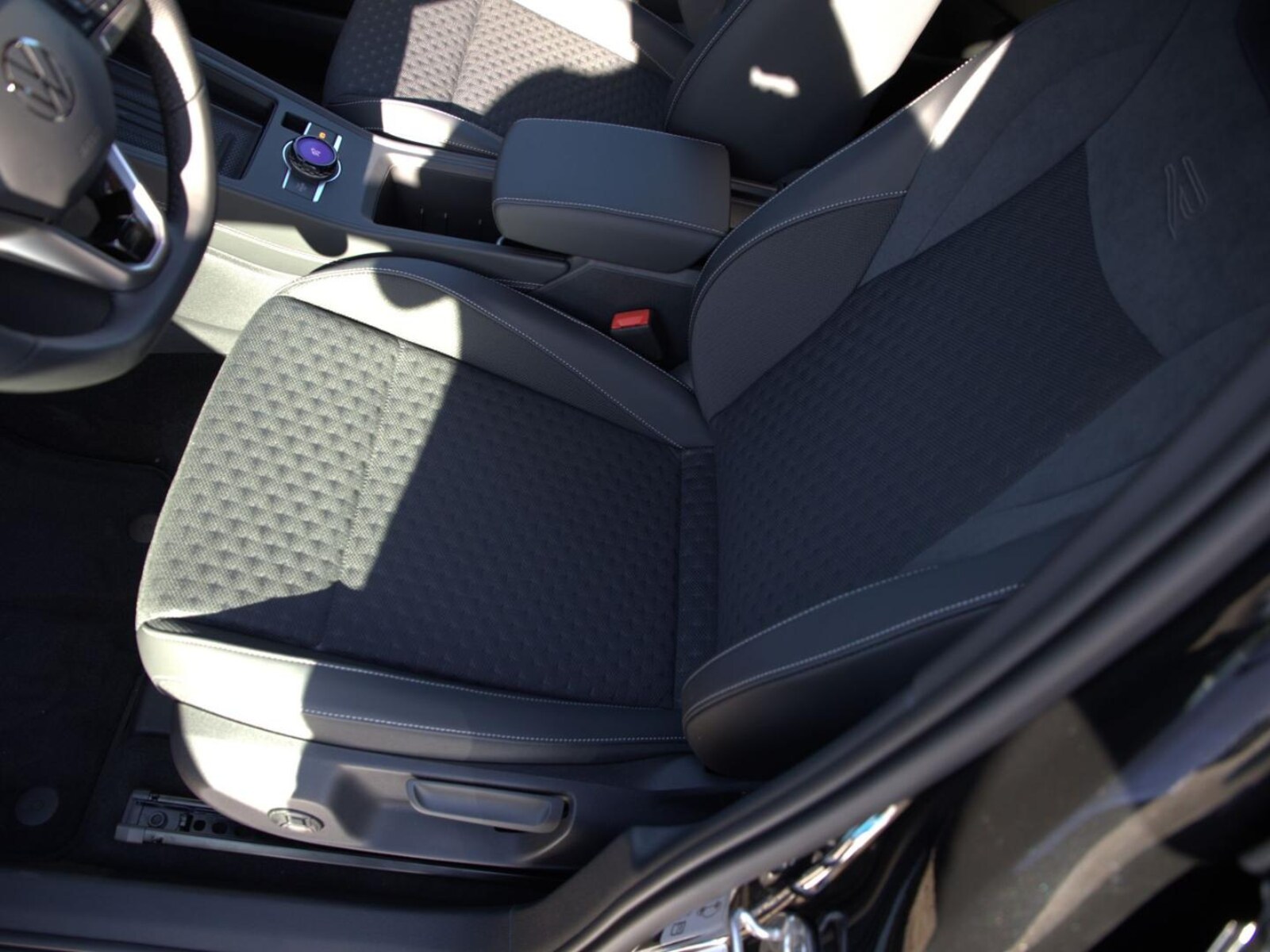 Volkswagen T-Roc – Bild 13