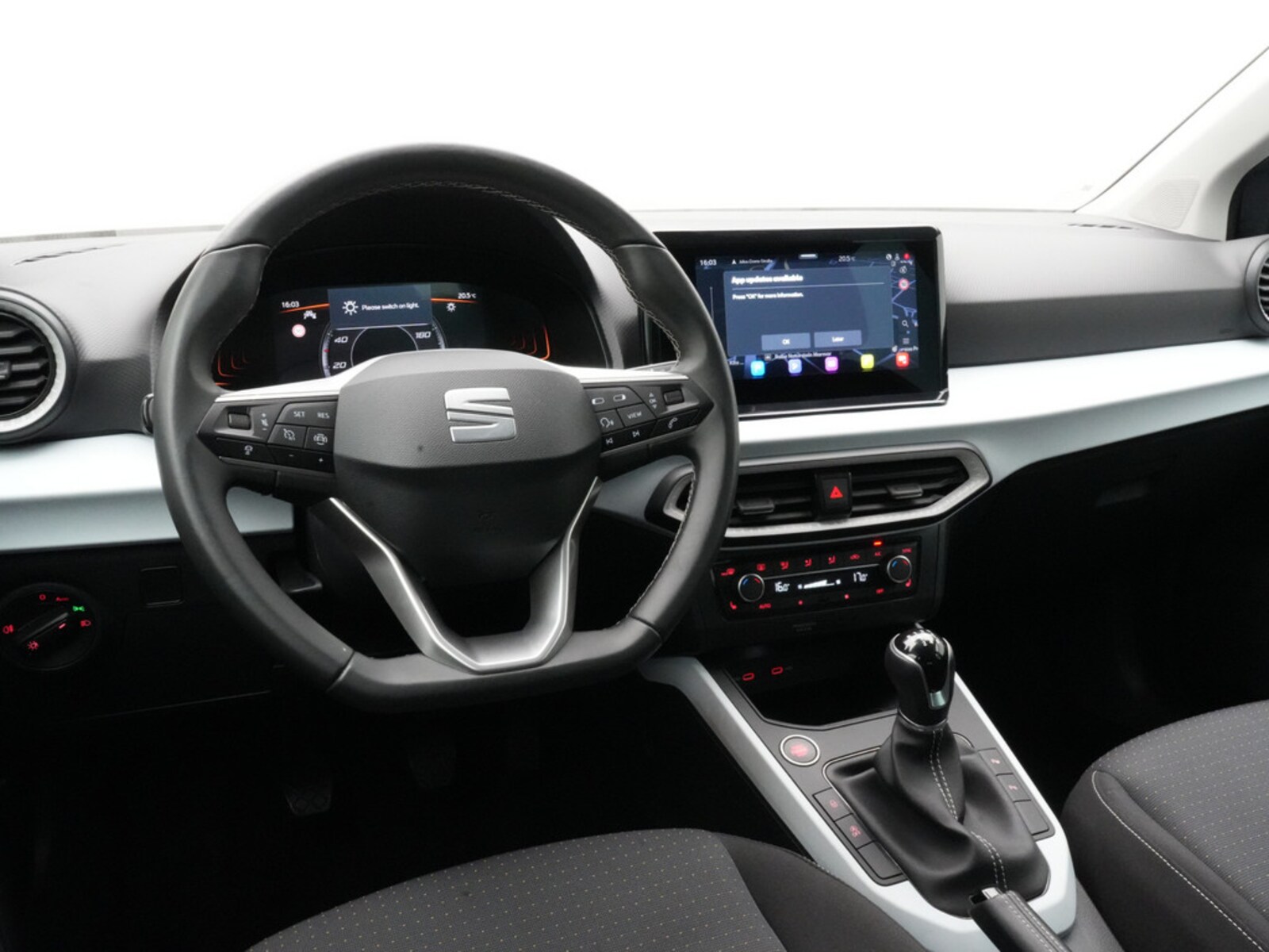 SEAT Arona – Bild 4