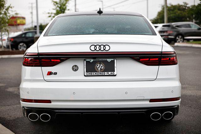 2025 Audi S8 Base - Photo 10