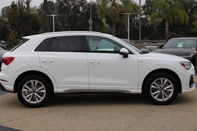 2025 Audi Q3 S Line Premium - Photo 6