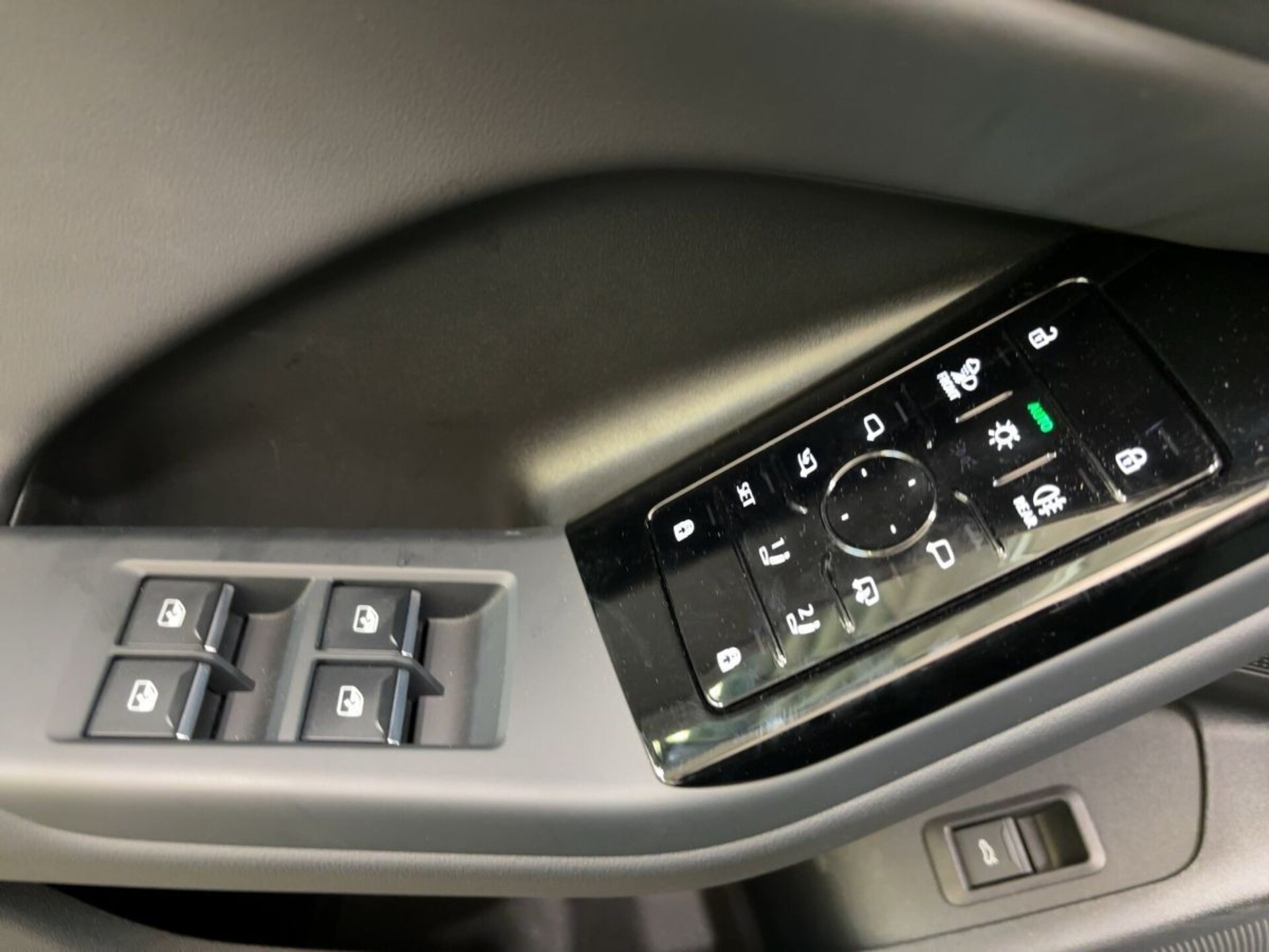 Audi Q6 SUV e-tron