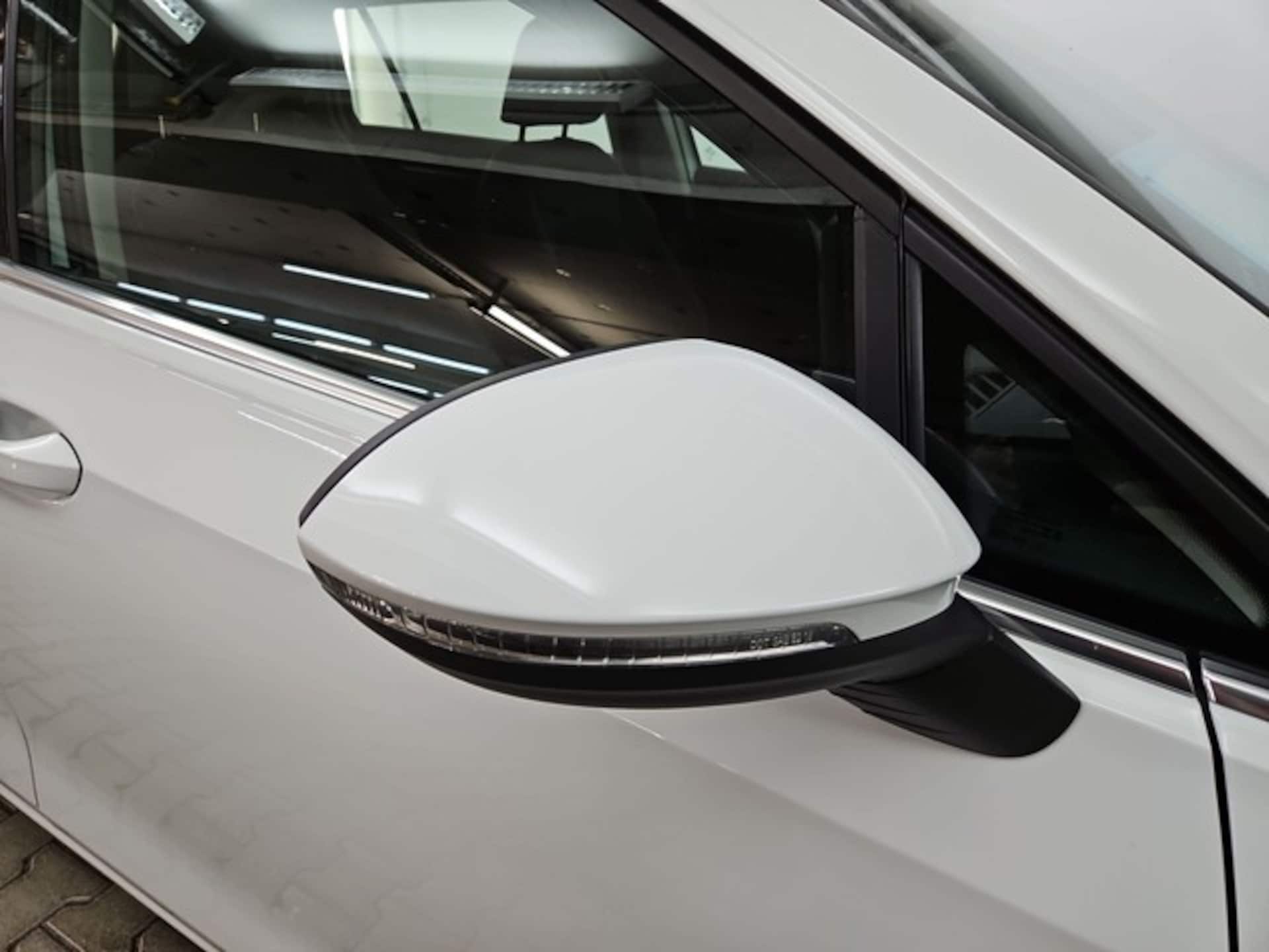 Volkswagen Golf Variant Style