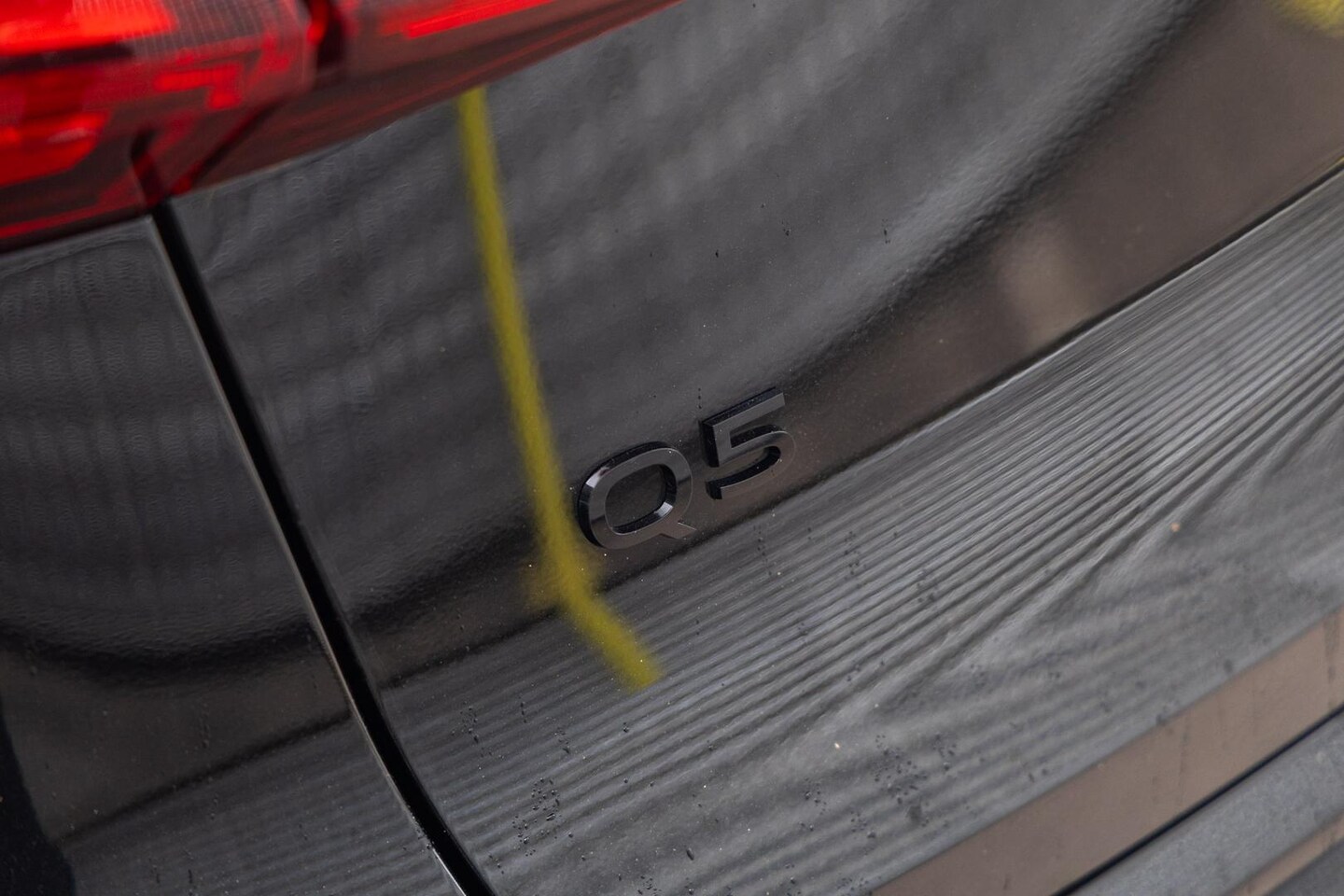 Image about Audi Q5 SUV e-hybrid quattro S tronic