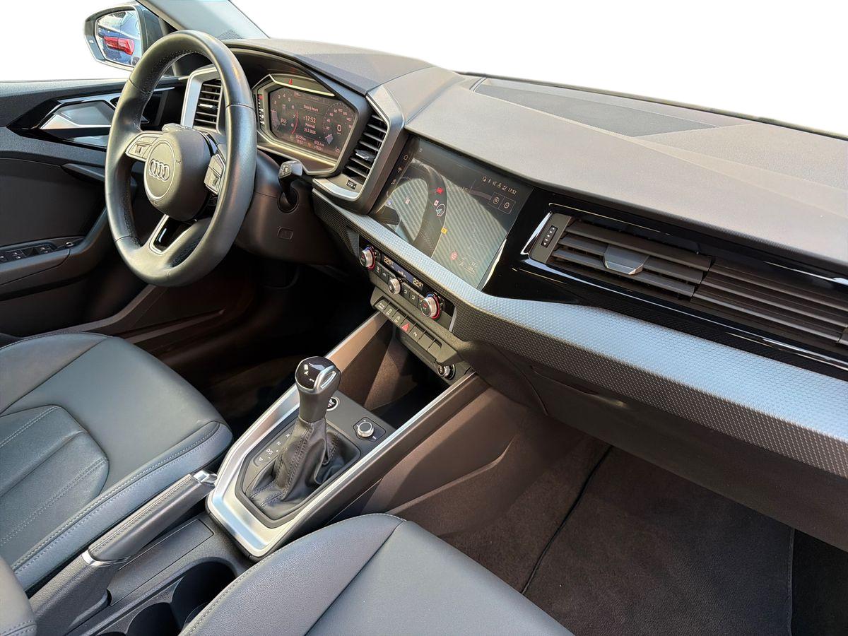 Image about Audi A1 Sportback Design Luxe 30 TFSI 81 kW (110 ch) S tronic