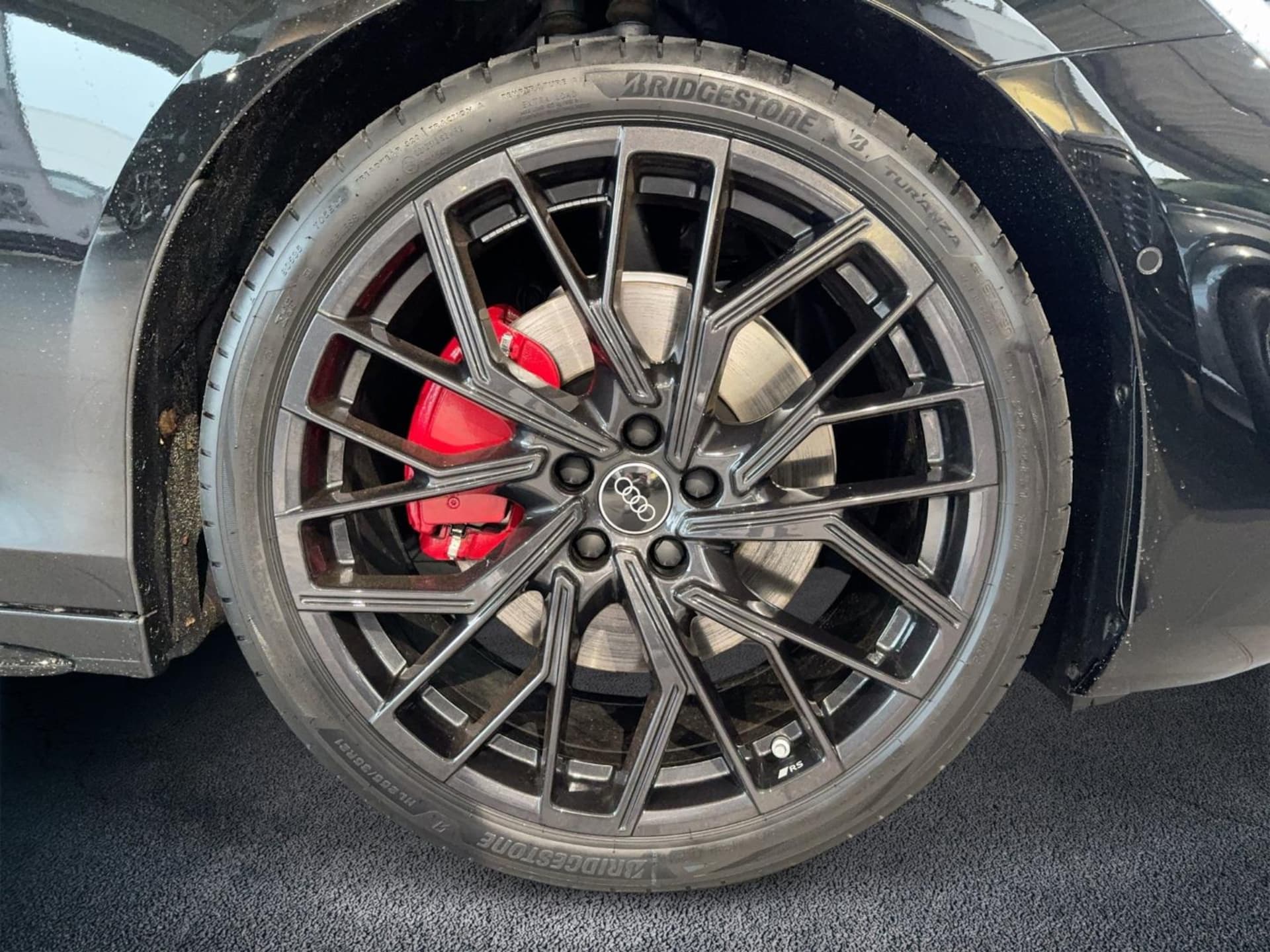 Audi A6 Avant edition one