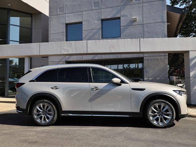 2024 Mazda CX-90