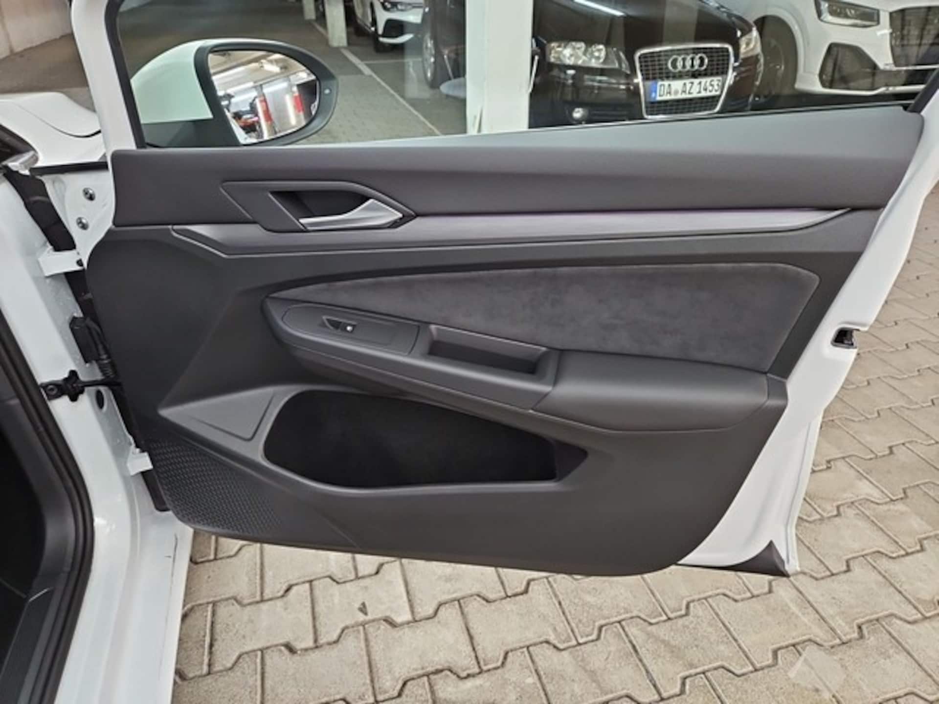 Volkswagen Golf Variant Style