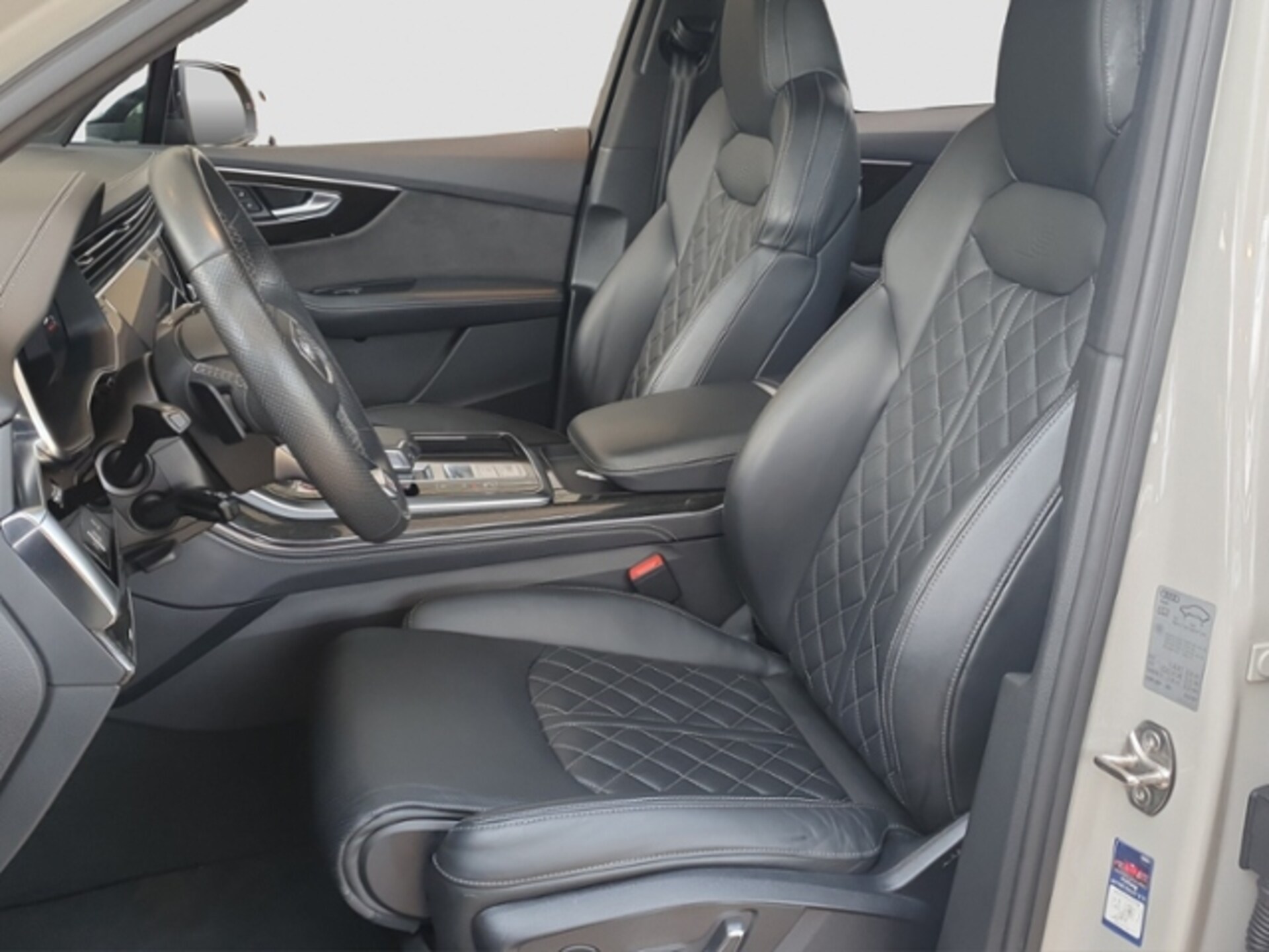 Audi SQ7 SUV
